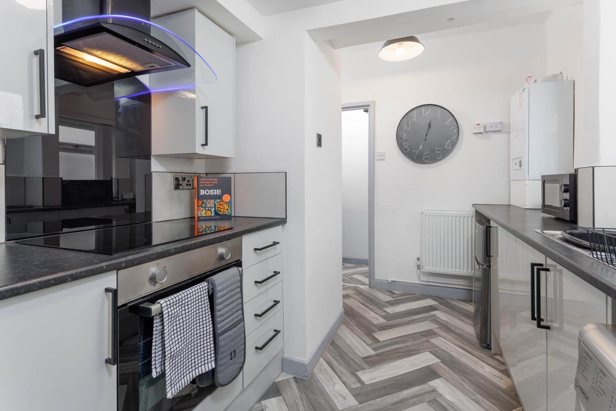 Newly Renovated Apartments In Liverpool - Extended Stay 外观 照片